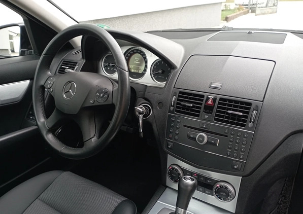 Mercedes-Benz Klasa C cena 36900 przebieg: 176000, rok produkcji 2007 z Augustów małe 704